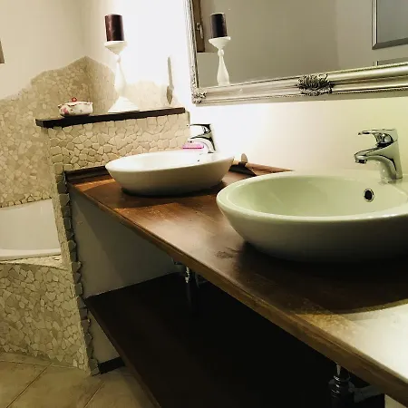 Romantic House بيت خشبي *
