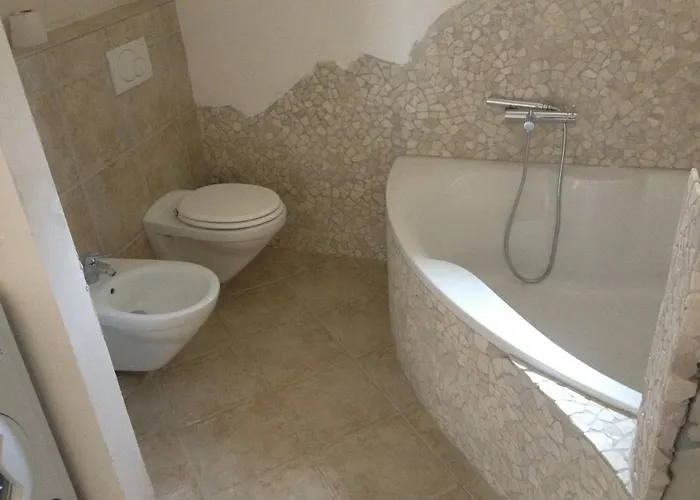 Lodge Romantic House